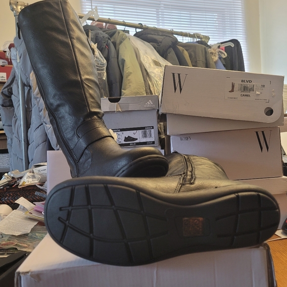 Ladies Wide Calf boots - Picture 7 of 11